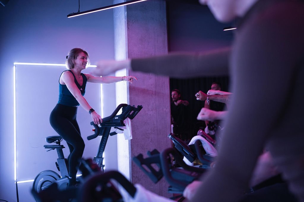 Flow Cycle treniruotė Power Fitness spin salėje